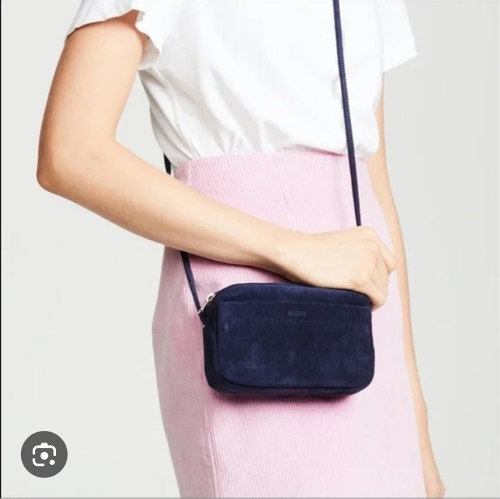 BAGGU Mini Suede Navy Crossbody Bag Zipper Accent Zip Closure Inner Pockets
